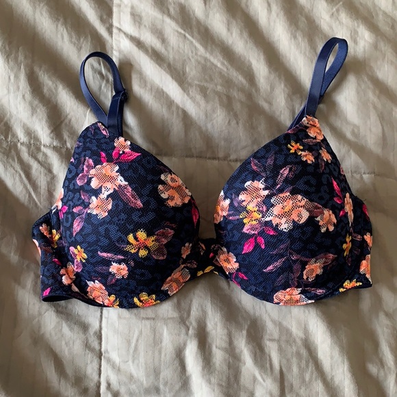 PINK push-up 32C bra - Picture 1 of 5